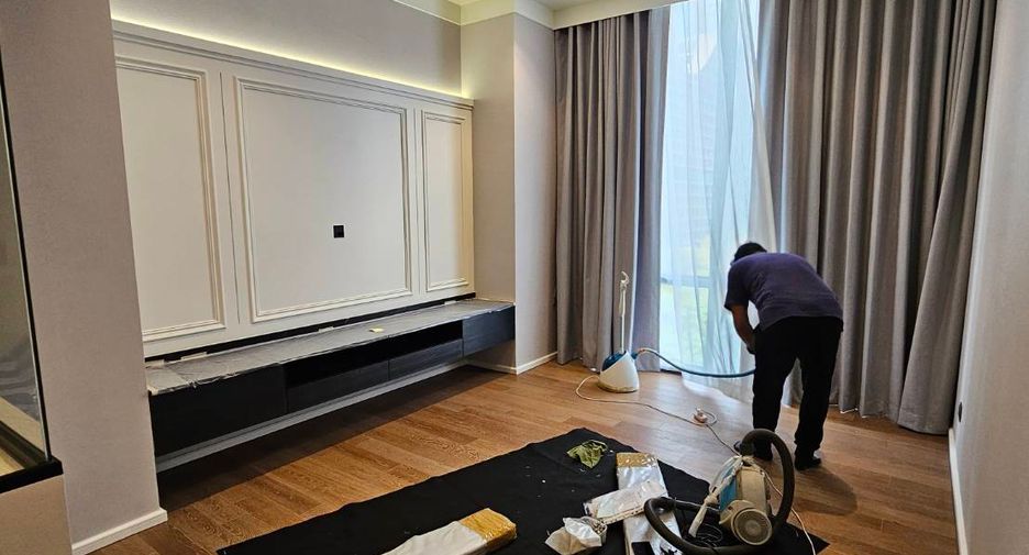 For rent 1 bed condo in Pathum Wan, Bangkok