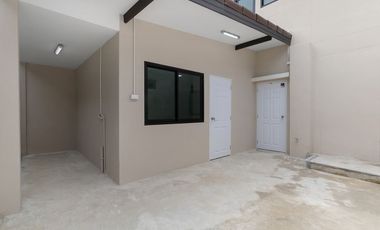 À vendre 3 chambres maison à Pak Kret, Nonthaburi