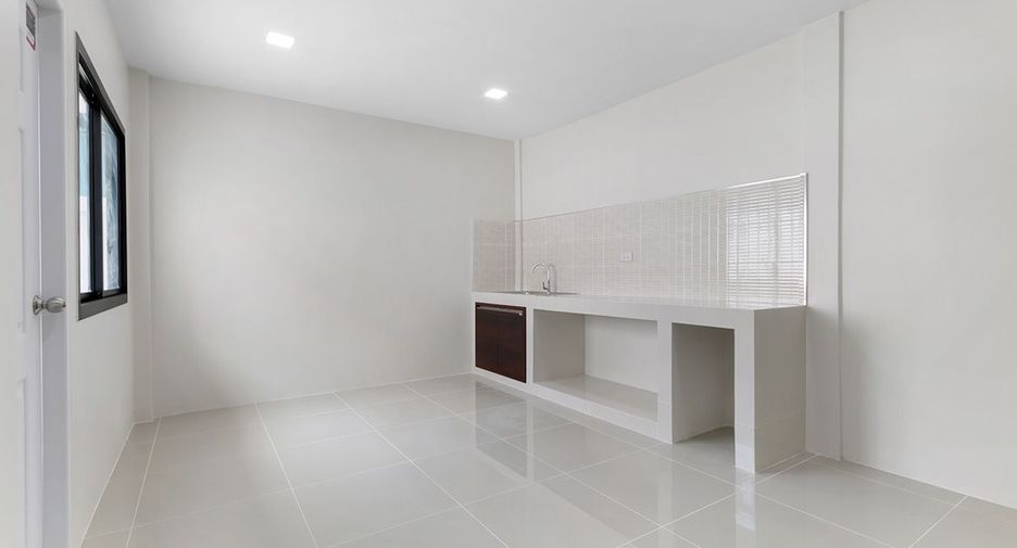 À vendre 3 chambres maison à Pak Kret, Nonthaburi