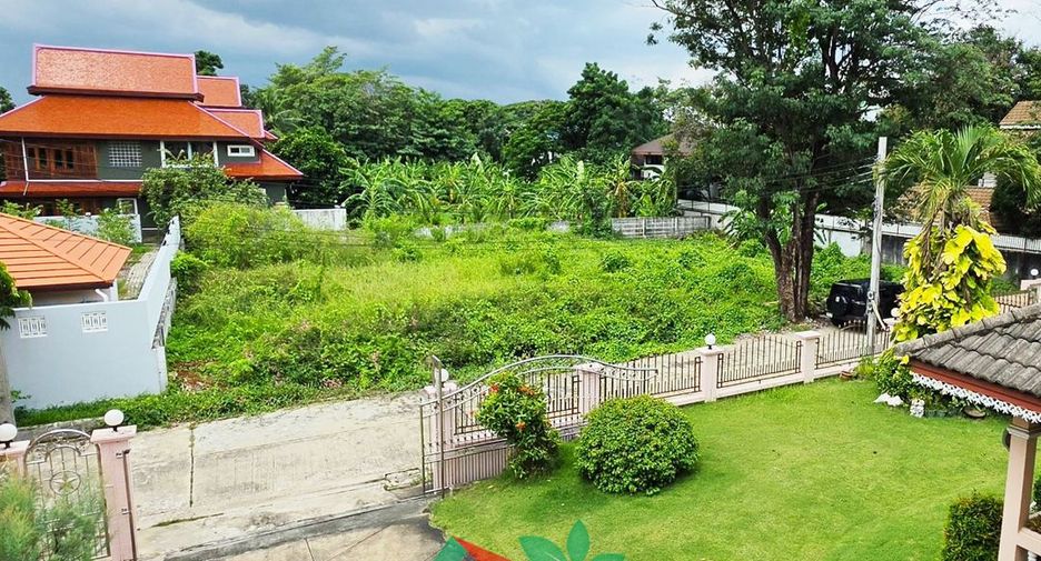 For sale 3 bedrooms house in Taling Chan, Bangkok