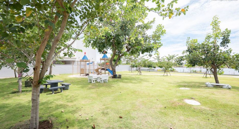 For sale 3 bedrooms house in Cha Am, Phetchaburi