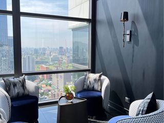For rent 1 bed condo in Pathum Wan, Bangkok