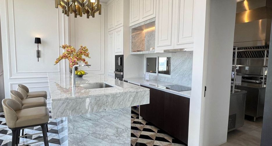 For rent 1 bed condo in Pathum Wan, Bangkok