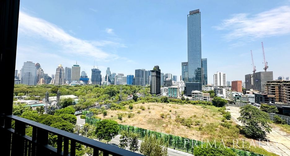 Condo en alquiler de 2 habitaciones en Pathum Wan, Bangkok