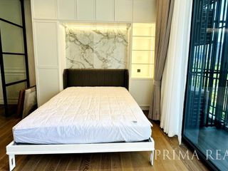 À louer 2 chambres condo à Pathum Wan, Bangkok