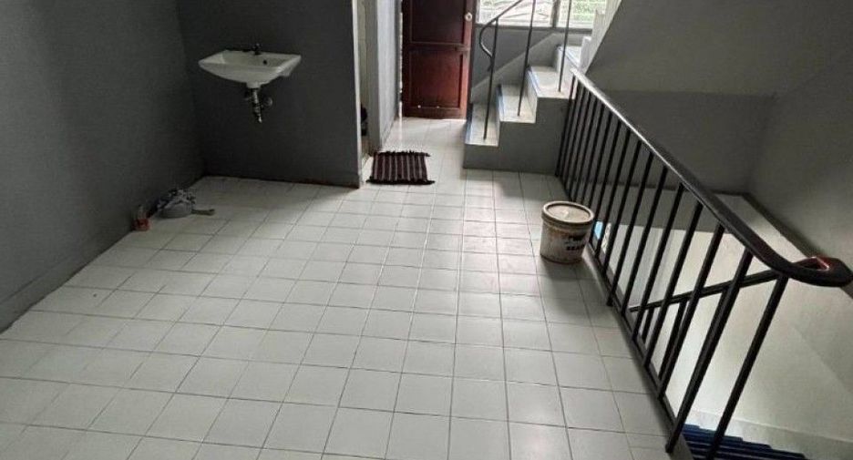 Продажа 2 спальни торговое помещение в Mueang Samut Sakhon, Самутсакхон