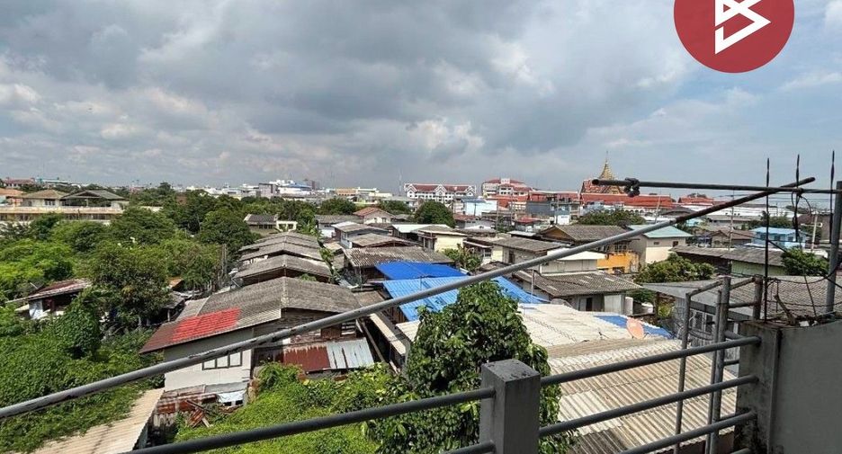Продажа 2 спальни торговое помещение в Mueang Samut Sakhon, Самутсакхон
