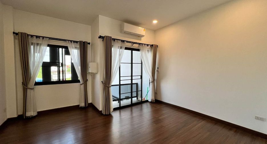 ให้เช่า และ ขาย 2 ห้องนอน ทาวน์เฮ้าส์ ใน เมืองเชียงใหม่, เชียงใหม่