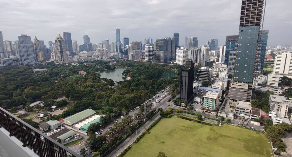 Wohnung zur Miete mit 1 Zimmer in Pathum Wan, Bangkok
