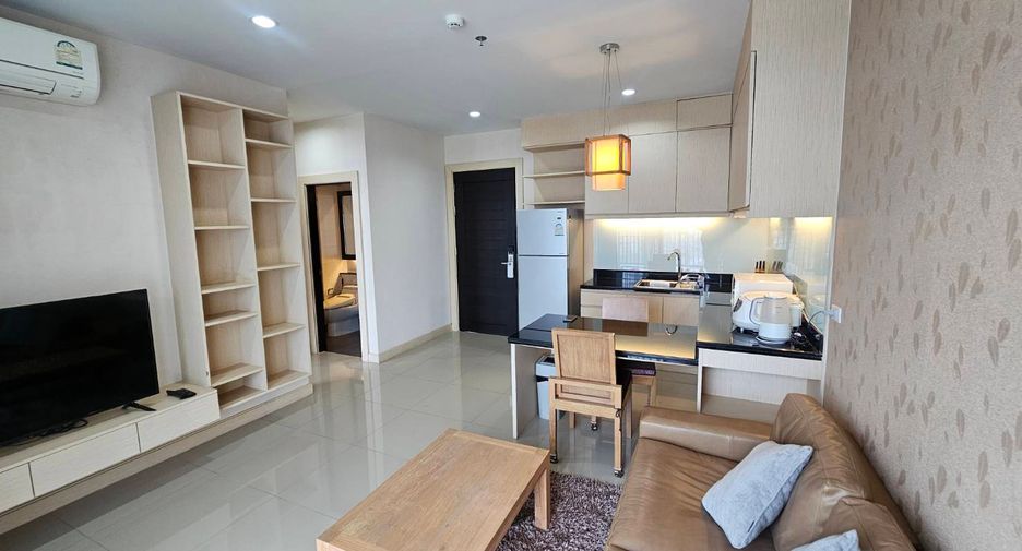 For sale 1 bed condo in Si Racha, Chonburi