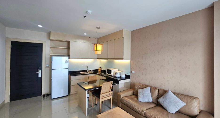 For sale 1 bed condo in Si Racha, Chonburi