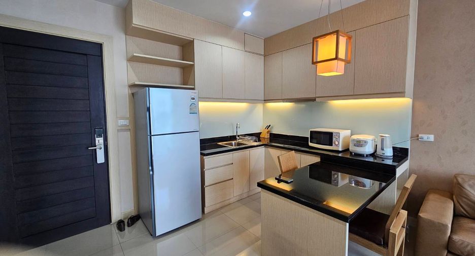 For sale 1 bed condo in Si Racha, Chonburi