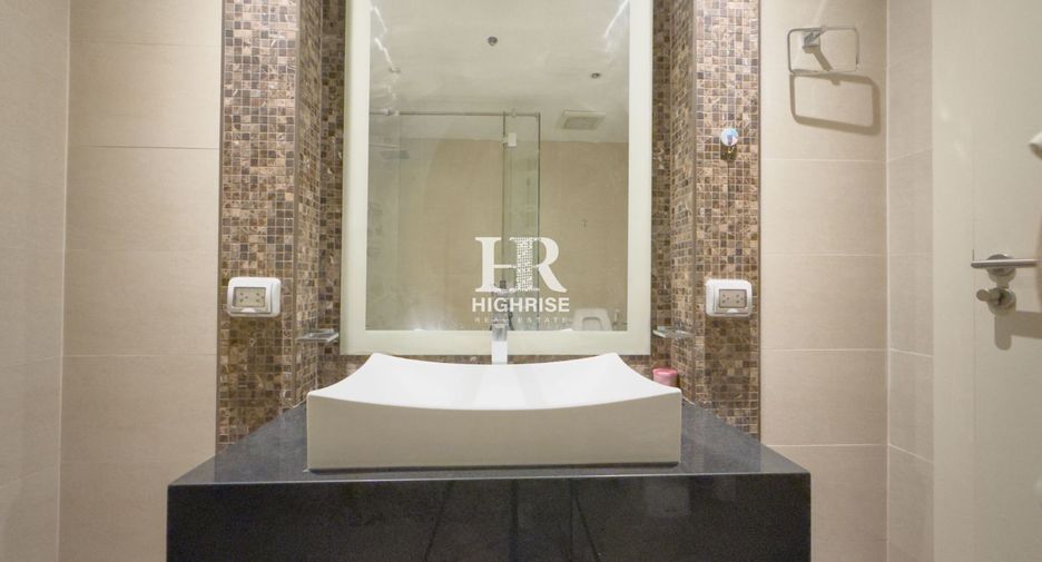 For sale 1 bed condo in Bang Lamung, Chonburi