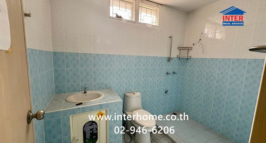For sale 10 bedrooms house in Wang Thonglang, Bangkok