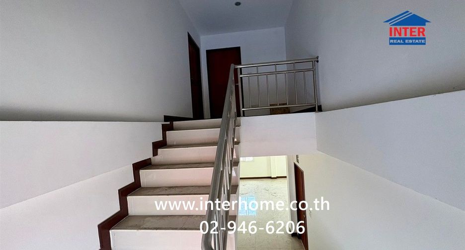 For sale 10 bedrooms house in Wang Thonglang, Bangkok