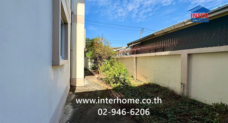 For sale 10 bedrooms house in Wang Thonglang, Bangkok