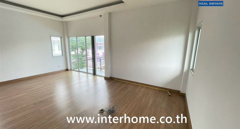 Casa en venta de 3 habitaciones en Bang Khen, Bangkok