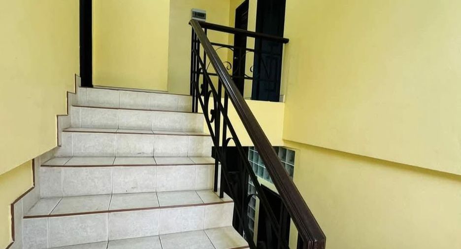 For sale 5 bedrooms villa in Bang Lamung, Chonburi