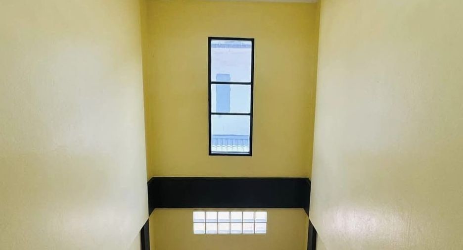 For sale 5 bedrooms villa in Bang Lamung, Chonburi
