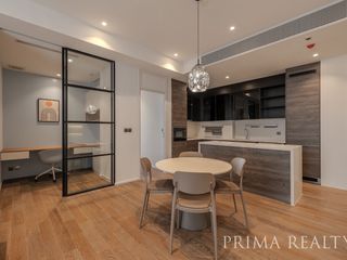 For rent 2 bedrooms condo in Pathum Wan, Bangkok