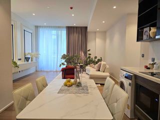 For rent 2 bedrooms condo in Pathum Wan, Bangkok