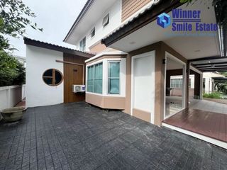 For rent 4 bedrooms house in Bang Bo, Samut Prakan
