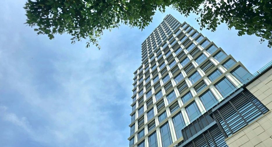 For rent and for sale 2 bedrooms condo in Sathon, Bangkok
