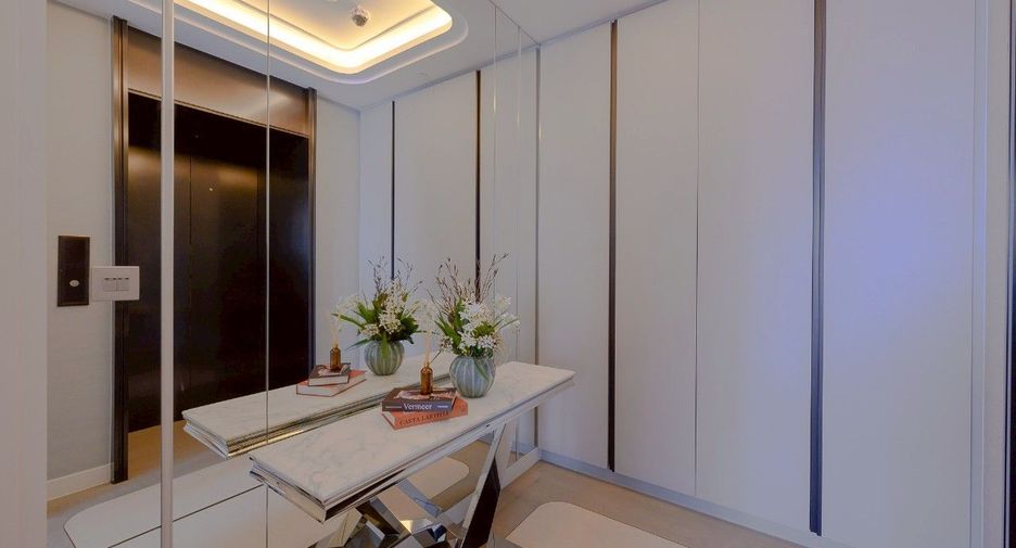 For rent and for sale 2 bedrooms condo in Sathon, Bangkok