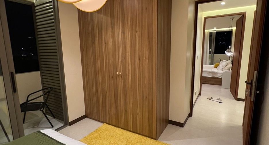 For sale 3 bedrooms condo in Watthana, Bangkok