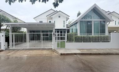 Casa en alquiler de 4 habitaciones en Bang Phli, Samut Prakan