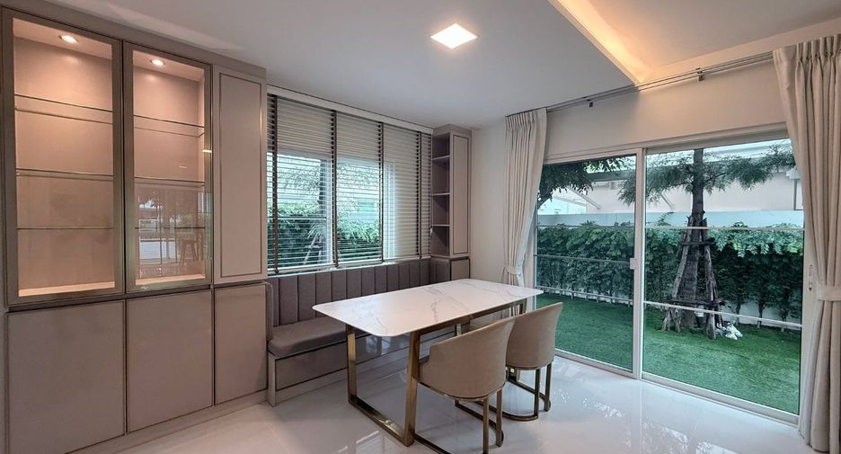 Casa en alquiler de 4 habitaciones en Bang Phli, Samut Prakan