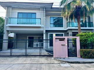 For rent 4 bedrooms house in Suan Luang, Bangkok