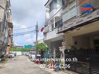 For sale 4 bedrooms townhouse in Pak Kret, Nonthaburi