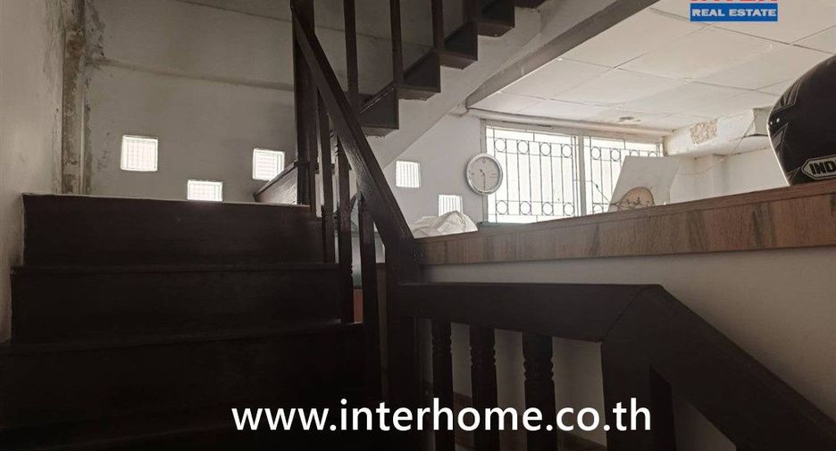 For sale 4 bedrooms townhouse in Pak Kret, Nonthaburi