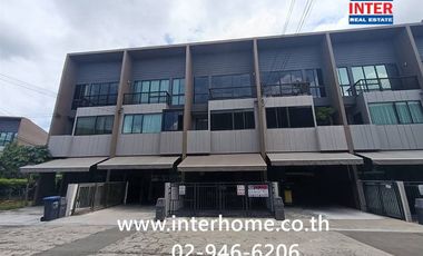 Reihenhaus zum Kauf mit 3 Zimmer in Saphan Sung, Bangkok