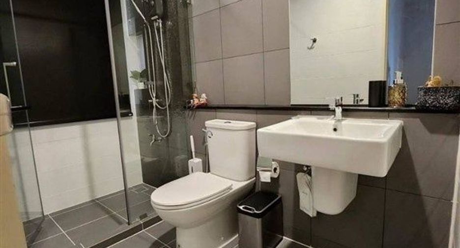 Reihenhaus zum Kauf mit 3 Zimmer in Saphan Sung, Bangkok