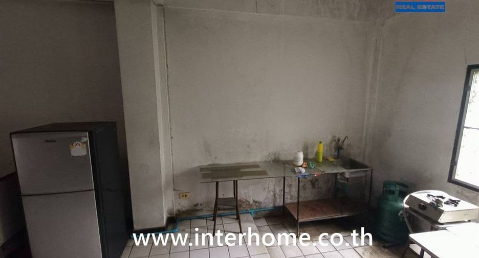 For sale 2 bedrooms townhouse in Khan Na Yao, Bangkok