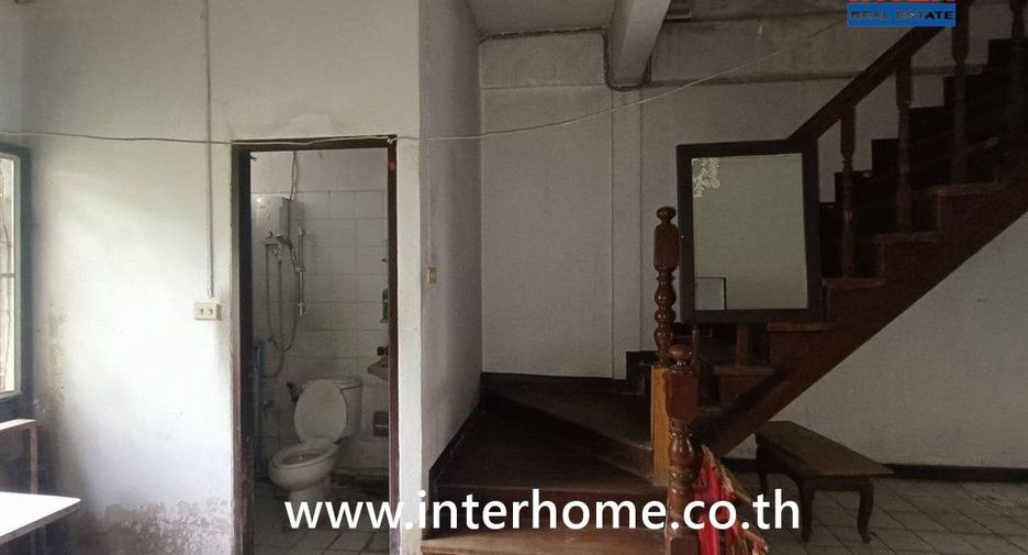 For sale 2 bedrooms townhouse in Khan Na Yao, Bangkok