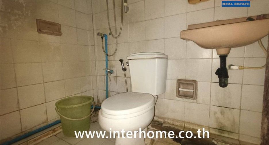 For sale 2 bedrooms townhouse in Khan Na Yao, Bangkok