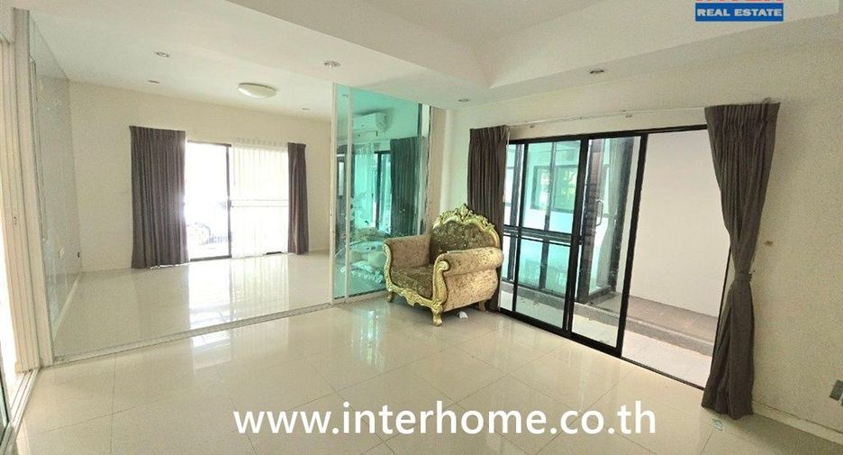 For sale 5 bedrooms house in Bang Phli, Samut Prakan