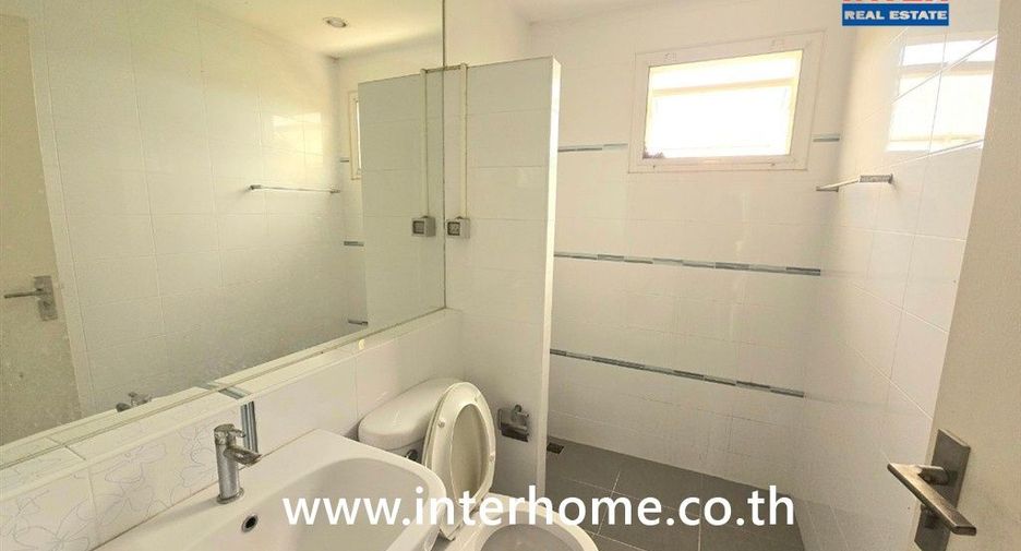 For sale 5 bedrooms house in Bang Phli, Samut Prakan