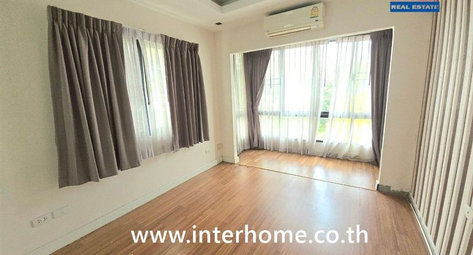 For sale 5 bedrooms house in Bang Phli, Samut Prakan