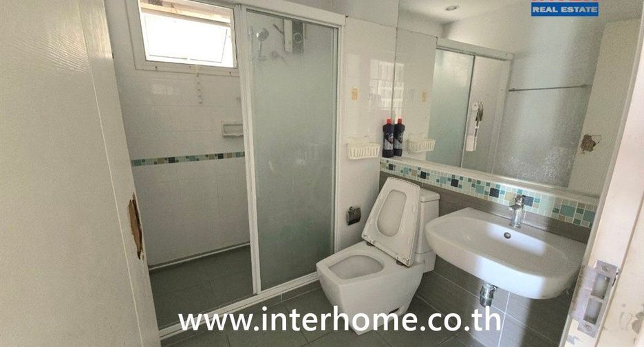 For sale 5 bedrooms house in Bang Phli, Samut Prakan