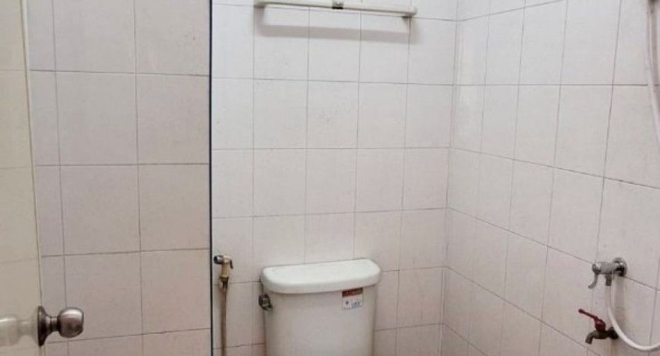 For sale 6 bedrooms retail Space in Mueang Nakhon Si Thammarat, Nakhon Si Thammarat