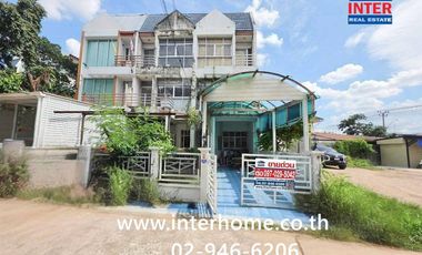 À vendre 3 chambres maison de ville à Khan Na Yao, Bangkok