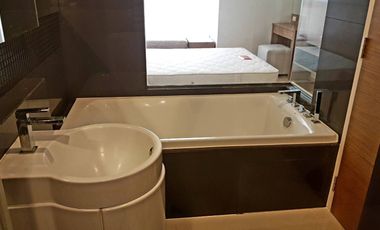 À louer 1 chambre condo à Phra Khanong, Bangkok