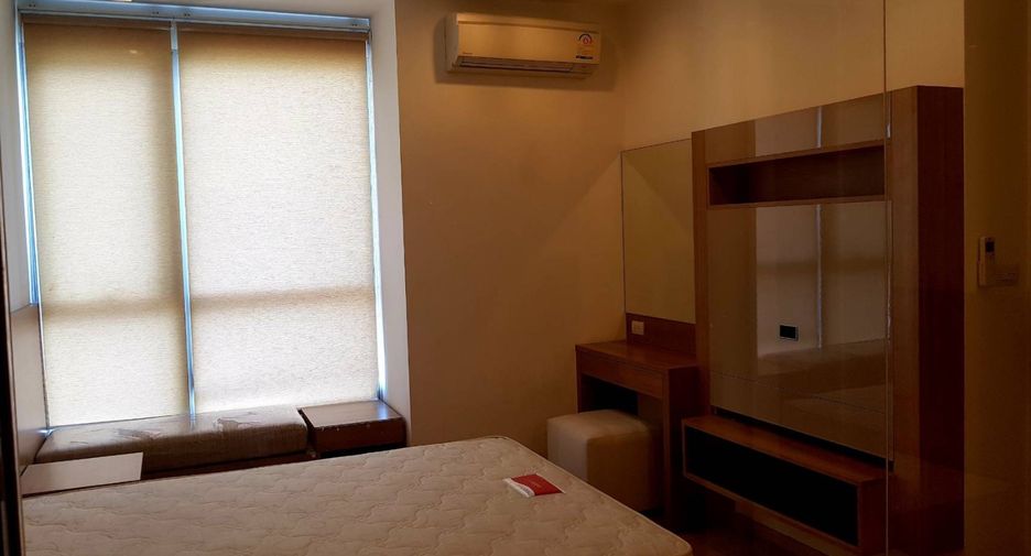 À louer 1 chambre condo à Phra Khanong, Bangkok