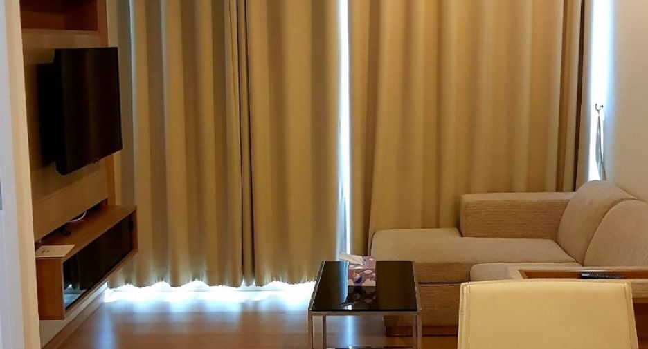 À louer 1 chambre condo à Phra Khanong, Bangkok