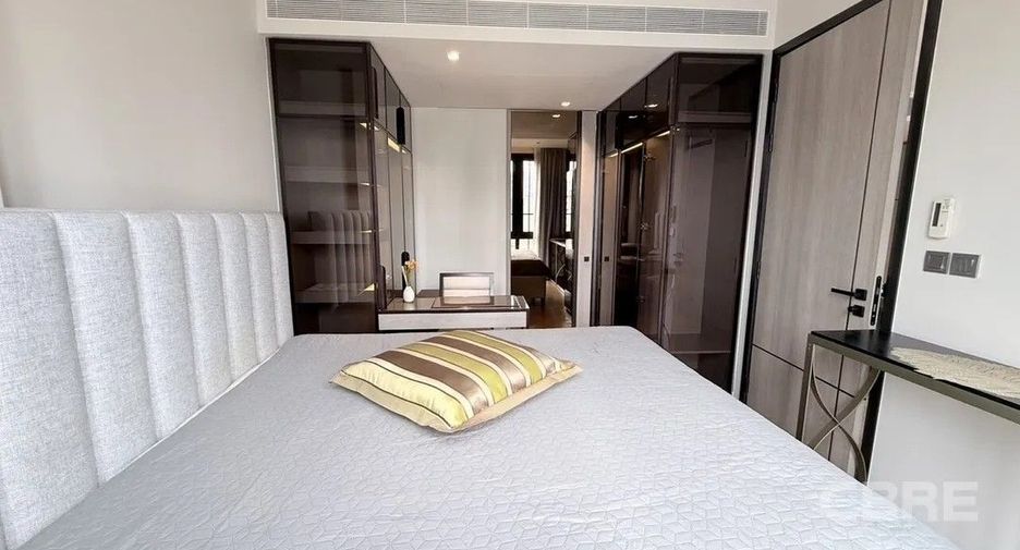 For rent and for sale 1 bed condo in Watthana, Bangkok