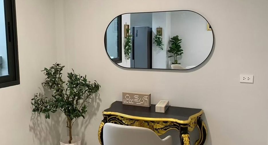 For rent 3 bedrooms townhouse in Bang Phli, Samut Prakan